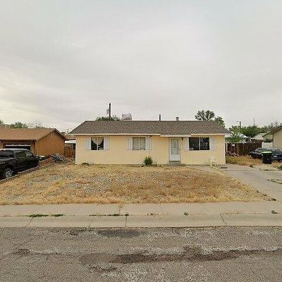 325 N Moore St, Bloomfield, NM 87413