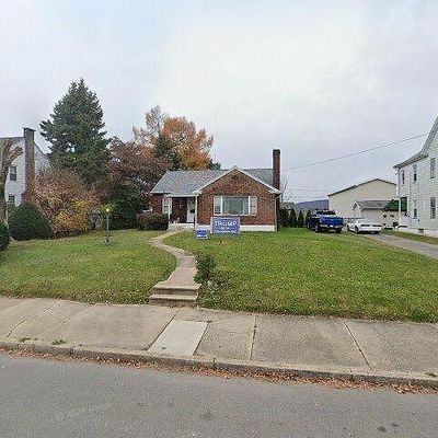 326 S 9 Th St, Lehighton, PA 18235