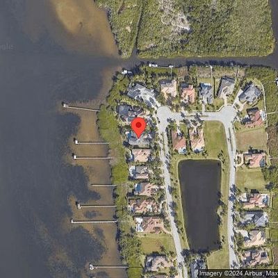 327 Lansing Island Dr, Satellite Beach, FL 32937