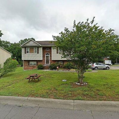 3963 Cottington Dr, Winston Salem, NC 27105