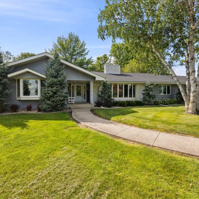 4 Golf Dr, Olivia, MN 56277