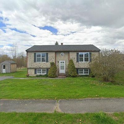 4 Meadowrue Dr, Augusta, ME 04330