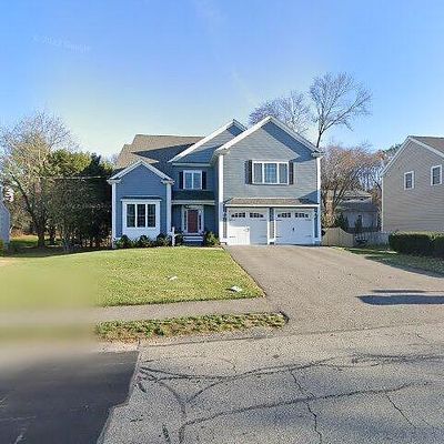 40 Hillside Ave, Needham Heights, MA 02494