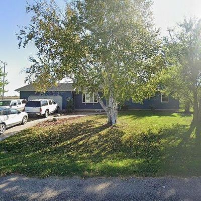 400 2 Nd St S, Walford, IA 52351