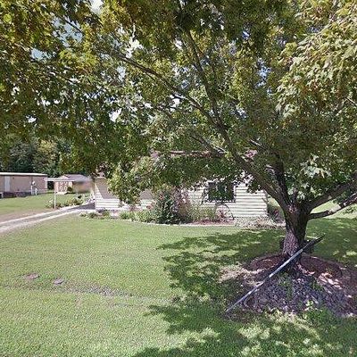 401 W Washington St, De Soto, IL 62924