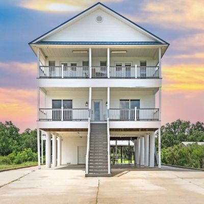 4011 S Nassau St, Bay Saint Louis, MS 39520