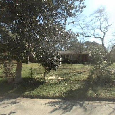 402 N Beech St, Woodville, TX 75979