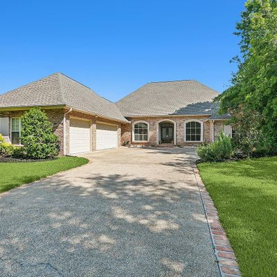 40250 Dove Estates Ct, Gonzales, LA 70737