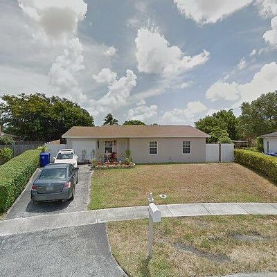 405 Sw 79 Th Ter, North Lauderdale, FL 33068