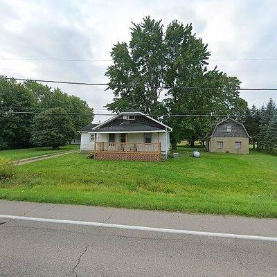 406 W John Beers Rd, Stevensville, MI 49127