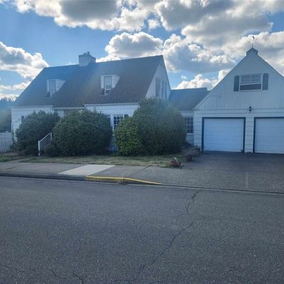 407 N 6 Th St, Shelton, WA 98584