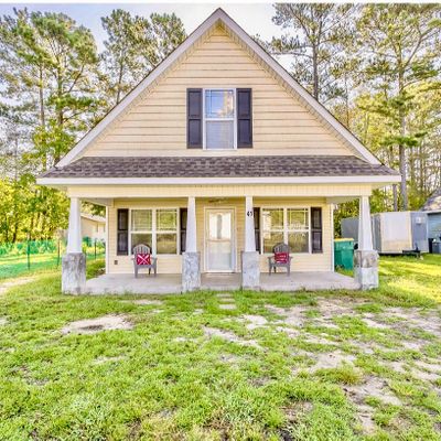 41 Birch St, Elizabethtown, NC 28337