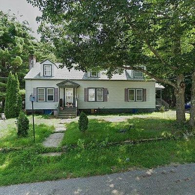 41 Lenox St, Sanford, ME 04073