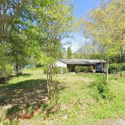 41 Mimosa St, Talladega, AL 35160