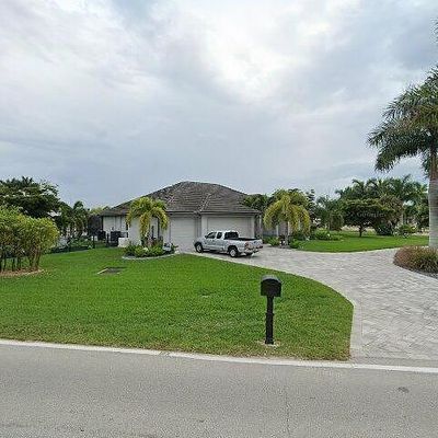 410 Se 26 Th Ter, Cape Coral, FL 33904