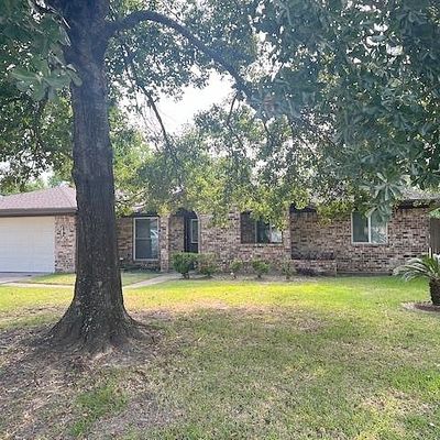 413 Nancy Dr, Bridge City, TX 77611