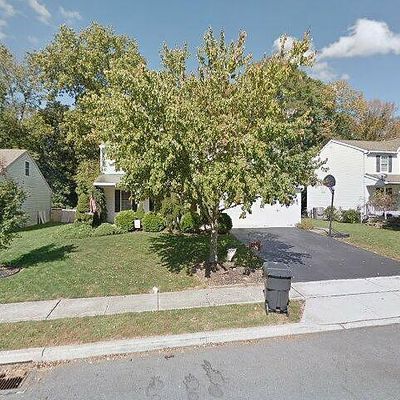 4139 Hunters Run Blvd, Reading, PA 19606