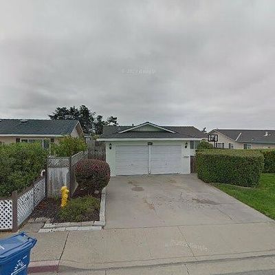 414 Windsor Ct, Marina, CA 93933