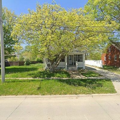 415 N Adams St, Mount Pleasant, IA 52641