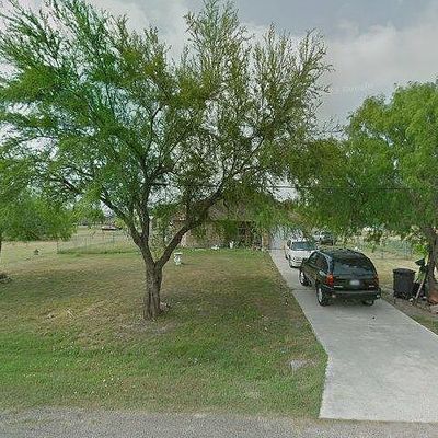 417 W Joey Garza St, Driscoll, TX 78351