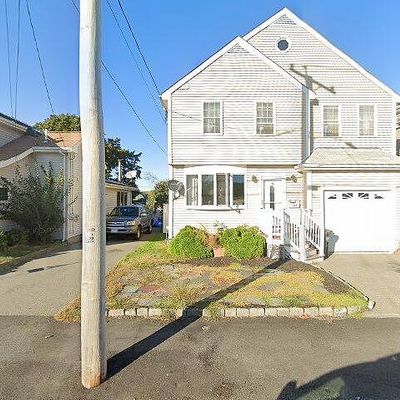 42 Allerton St, Quincy, MA 02169