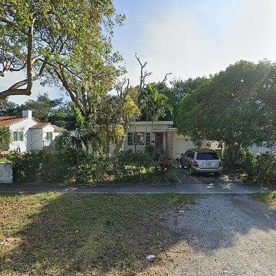 420 Ne 89 Th St, El Portal, FL 33138