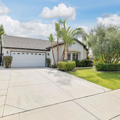 4202 Pacific Grove Ct, Bakersfield, CA 93312