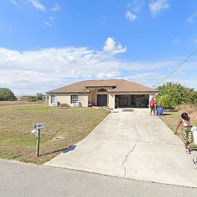 4216 33 Rd St Sw, Lehigh Acres, FL 33976