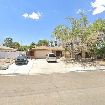 4225 Greenhill Dr, Las Vegas, NV 89121