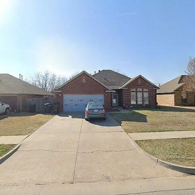 4237 Notting Hill Dr, Moore, OK 73160