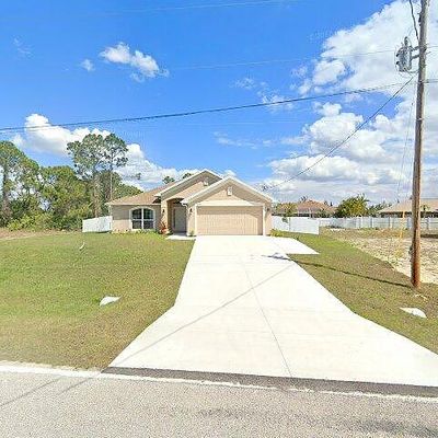 3705 W Gator Cir, Cape Coral, FL 33909