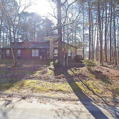 3706 Winterberry Ln, Snellville, GA 30039