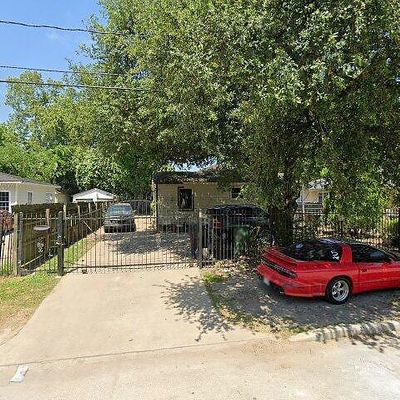 3713 Wayne St, Houston, TX 77026