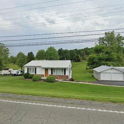 3740 Weaver Pike, Bristol, TN 37620