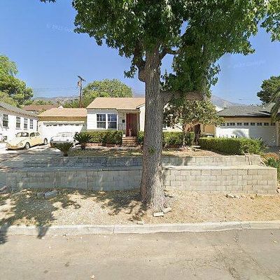 3753 Pontiac St, La Crescenta, CA 91214