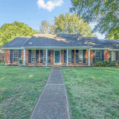 3772 Misty Oak Dr, Memphis, TN 38125