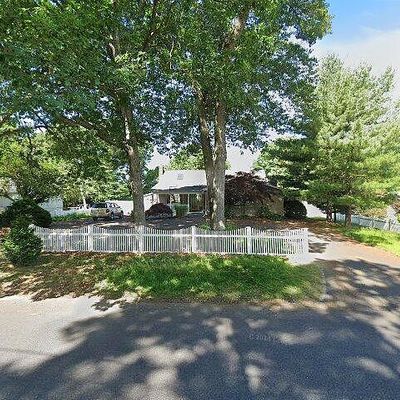 378 Mac Arthur Blvd, Hauppauge, NY 11788