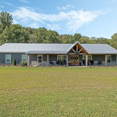 379 Mount Vernon Rd, Bethpage, TN 37022