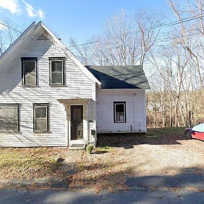 38 Mechanic St, Winchester, NH 03470