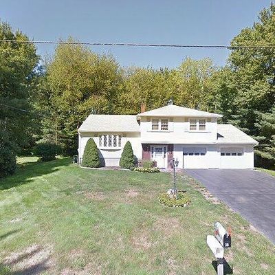 38 Wildwood Dr, Saco, ME 04072