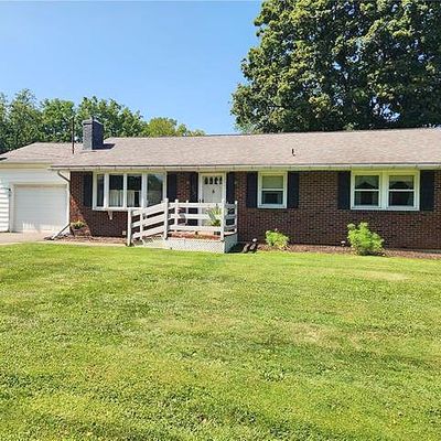 3821 Country Club Rd, Easton, PA 18045