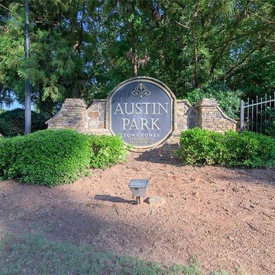 3831 Austin Park Ln, Decatur, GA 30032