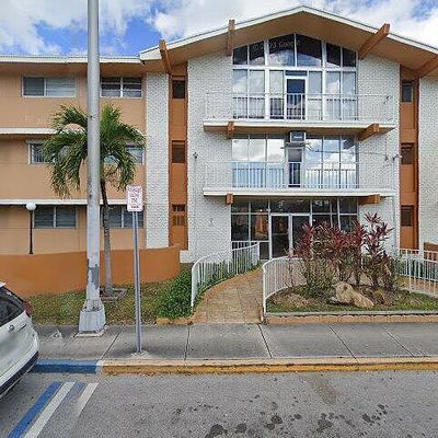 3881 W Flagler St #112, Coral Gables, FL 33134