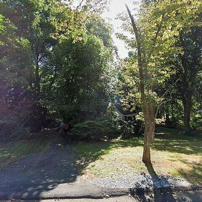 39 Woodcrest Rd, Boonton, NJ 07005