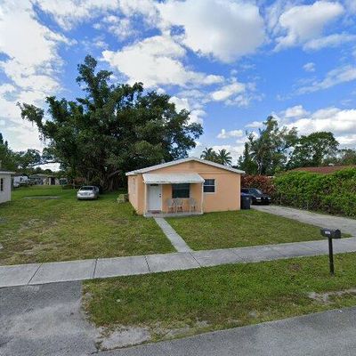 3900 Sw 25 Th St, West Park, FL 33023