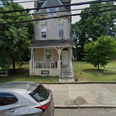 3908 Brown St, Philadelphia, PA 19104