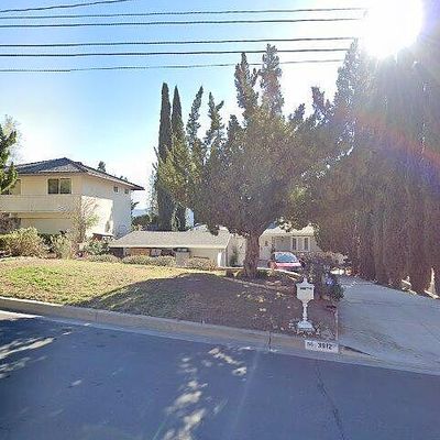 3912 Markridge Rd, La Crescenta, CA 91214