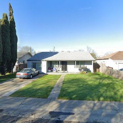 3913 Presidio St, Sacramento, CA 95838