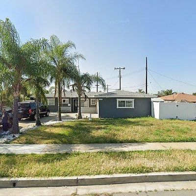 4590 Alamitos St, Montclair, CA 91763