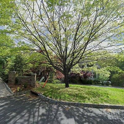 46 Westview Rd, Wayne, NJ 07470